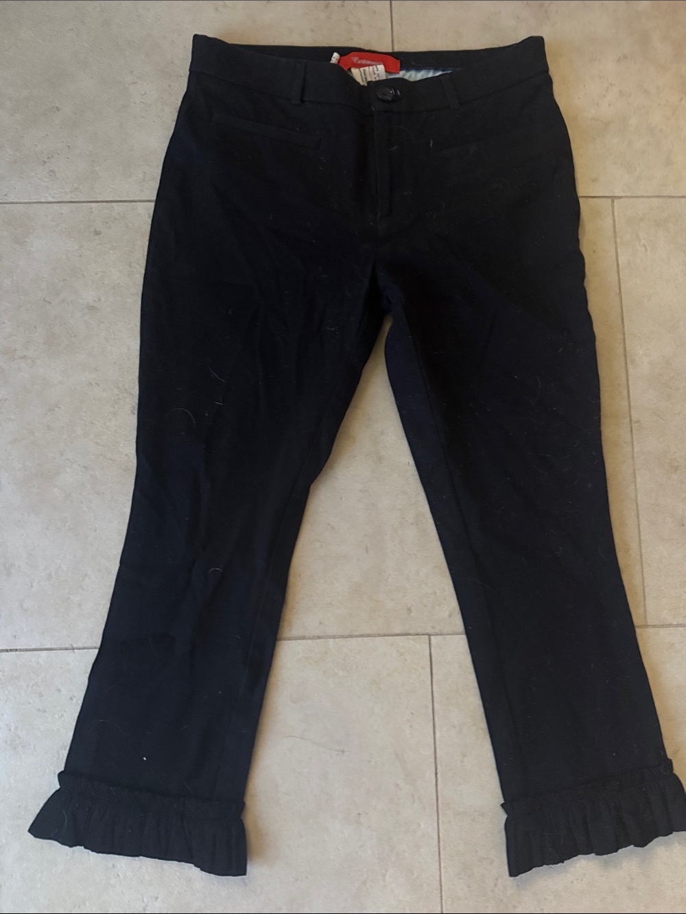 Black Capri Dress Pants with Ruffled Hem - Womens Size 6 - LIKE NEW Cartonnier